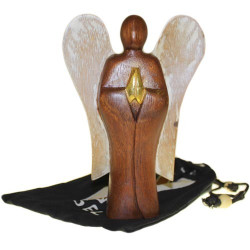 Ángel hati-hati de la Paz