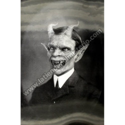 Joven demonio. Lámina gótica 3D grande