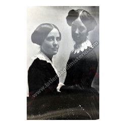 Hermanas siniestras. Lámina gótica 3D grande