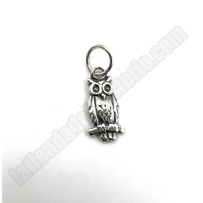 Búho colgante de plata