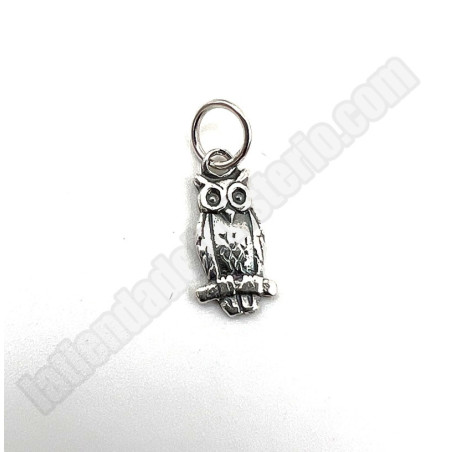 Búho colgante de plata
