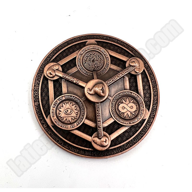 Moneda X color cobre antiguo