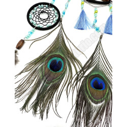 Atrapasueños con plumas de pavo real